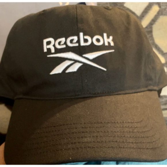 Men Women Black Cotton Medium Curved Brim Reebok Vector Logo Cap main image 4